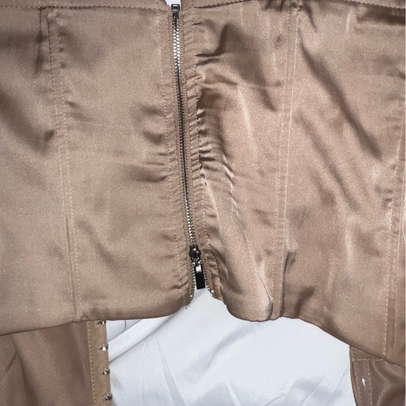 Super down revolve corset top - Picture 3 of 3